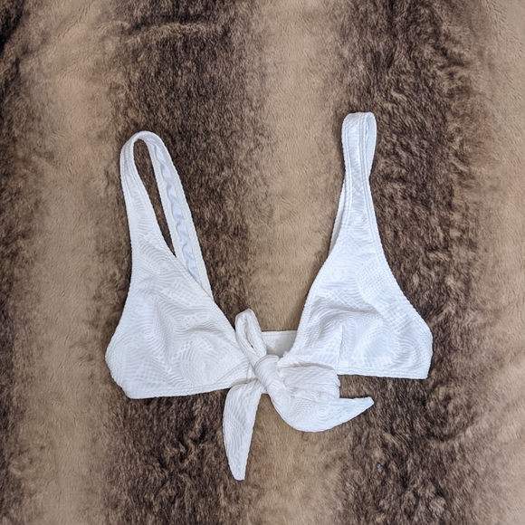 ASOS Tie Front Crochet Bikini Top - Picture 1 of 6